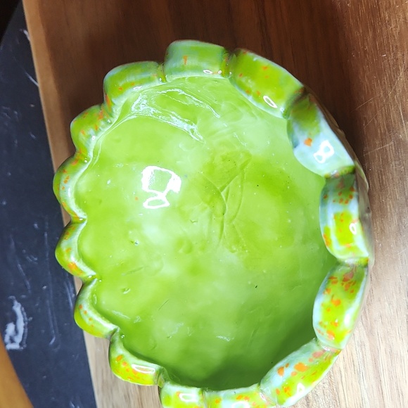 Vintage 5 in Ceramic splattered artichoke bowl - Picture 2 of 6